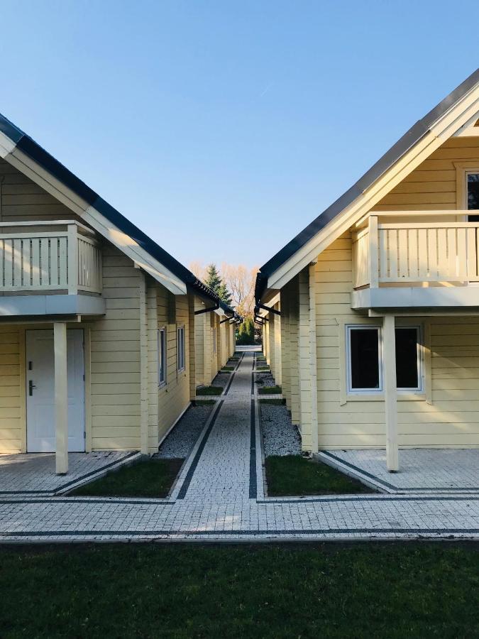 Domki Letniskowe Azalia Ustronie Morskie Exterior foto